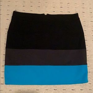 Candie’s color block black & turquoise skirt